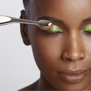 NEW! Artis Oval 4 Elite Collection Mirror Finish Brush